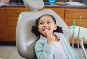 Líquido que interrompe a cárie sem perfuração no dente passa na fase 3 de estudos nos EUA