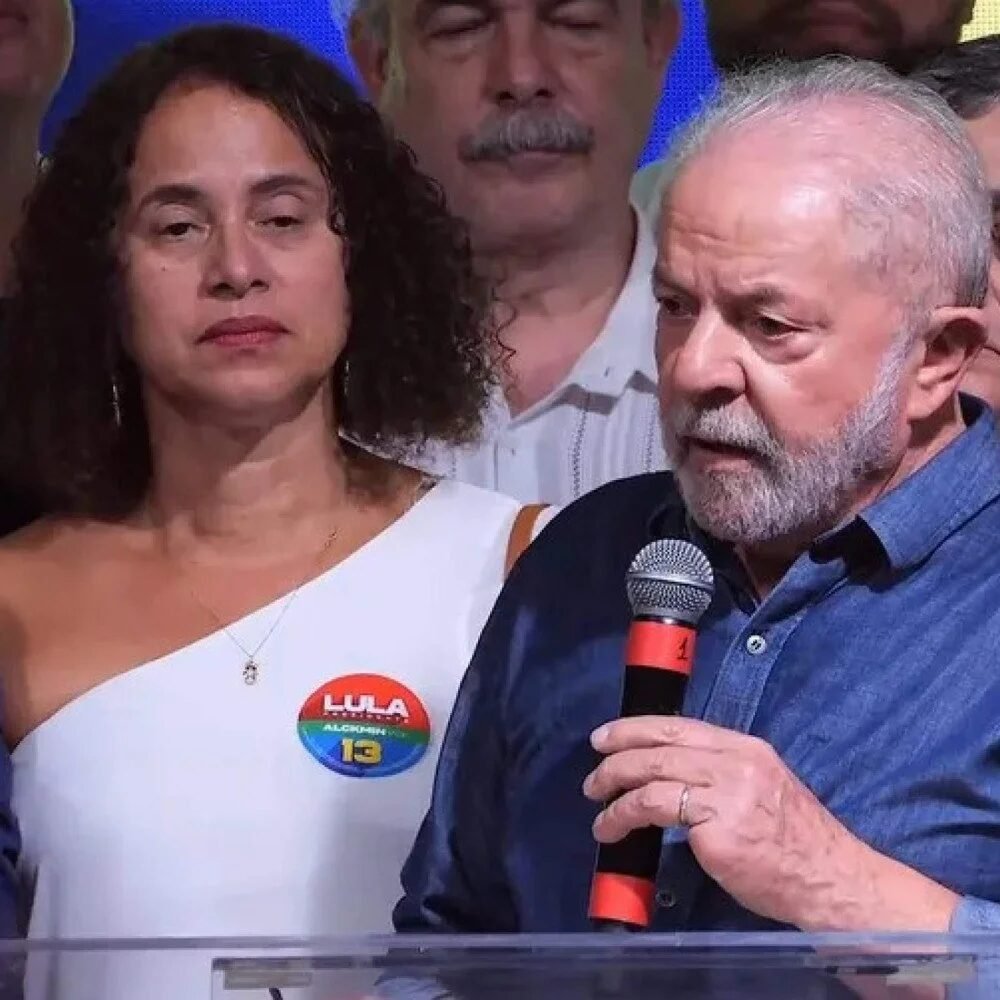 Lula agradece aos jovens e idosos que foram votar no segundo turno