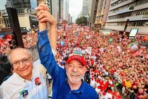 Lula supera 64 milhões de votos e bate recorde histórico em eleição presidencial