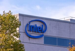 Mercado de PCs continuará fraco até pelo menos 2027, indica Intel