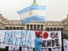 Milei lança plano para demitir 21 mil servidores na Argentina