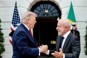 New York Times critica interferência de Trump no Brasil
