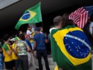 Número de brasileiros que querem emigrar para os EUA dispara após eleição de Lula
