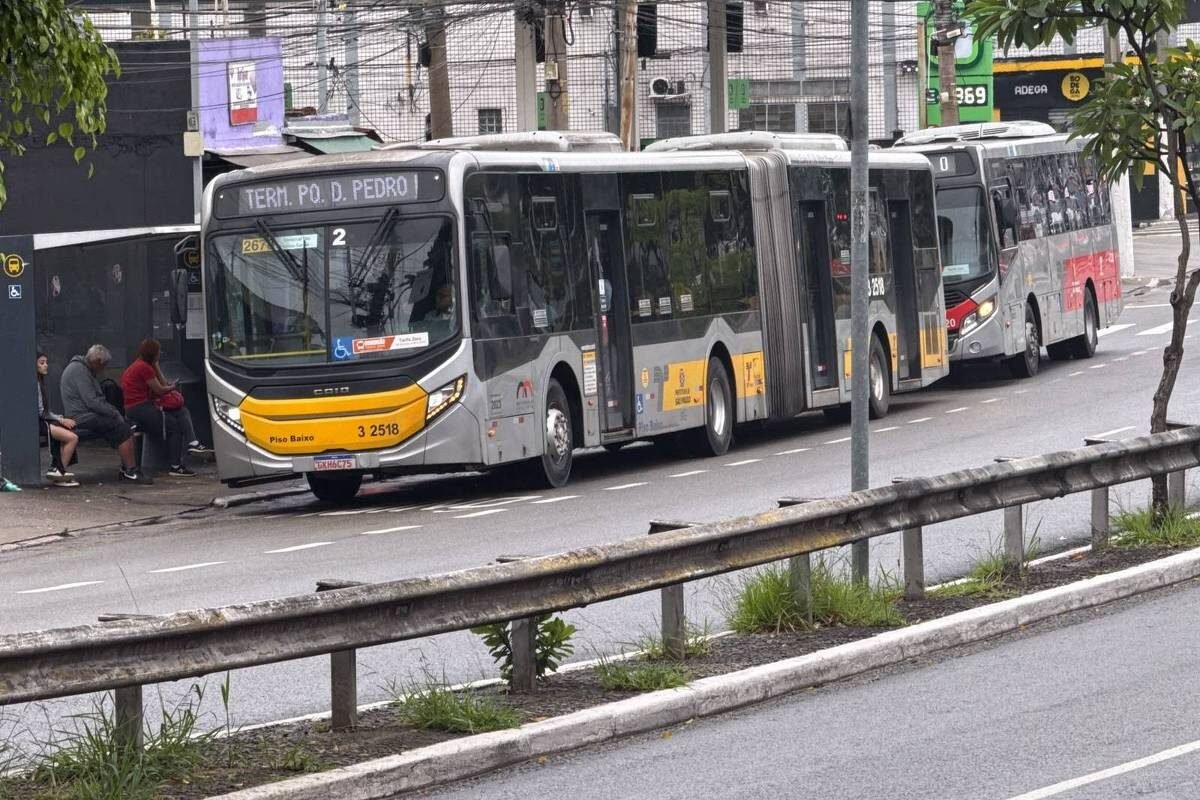 Nunes afirma que 71% dos ônibus de São Paulo circularam no segundo turno