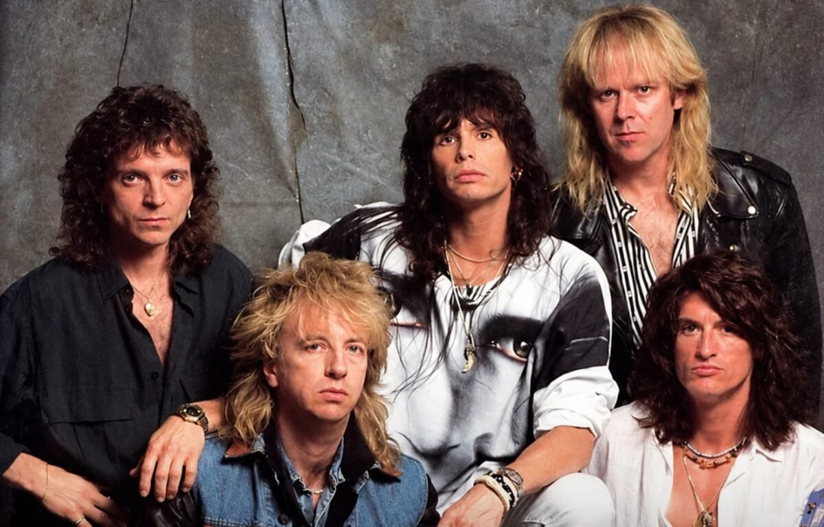 O dia em que o Aerosmith pagou milhares de dólares de fiança para libertar fãs presos em show