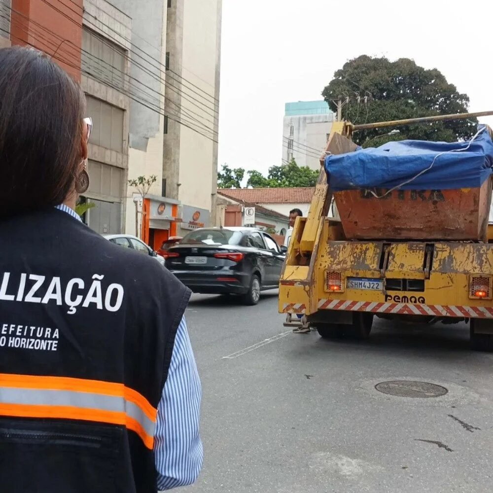 PBH fecha cerco contra caçambas irregulares; confira as regras
