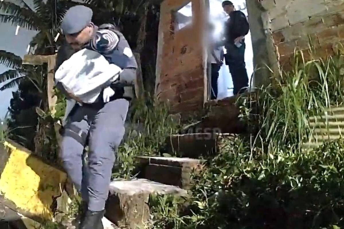 PM resgata bebê após vítima de violência doméstica simular pedido de pizza em SP