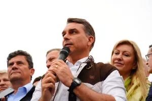 Por que o desejo de empreender favorece Flávio e desafia Lula, segundo o Ideia