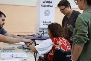 Primeiro turno contou com 43% mais eleitores de ao menos 70 anos