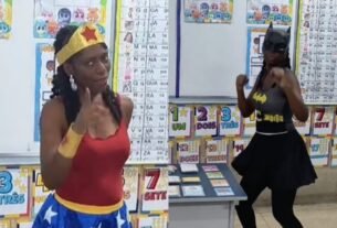 Professora usa Batman, Xuxa e Mulher-Maravilha, alfabetiza 100% dos alunos e ganha prêmio