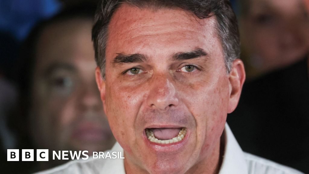 Qual o futuro do bolsonarismo após Flávio Bolsonaro ir para os EUA?