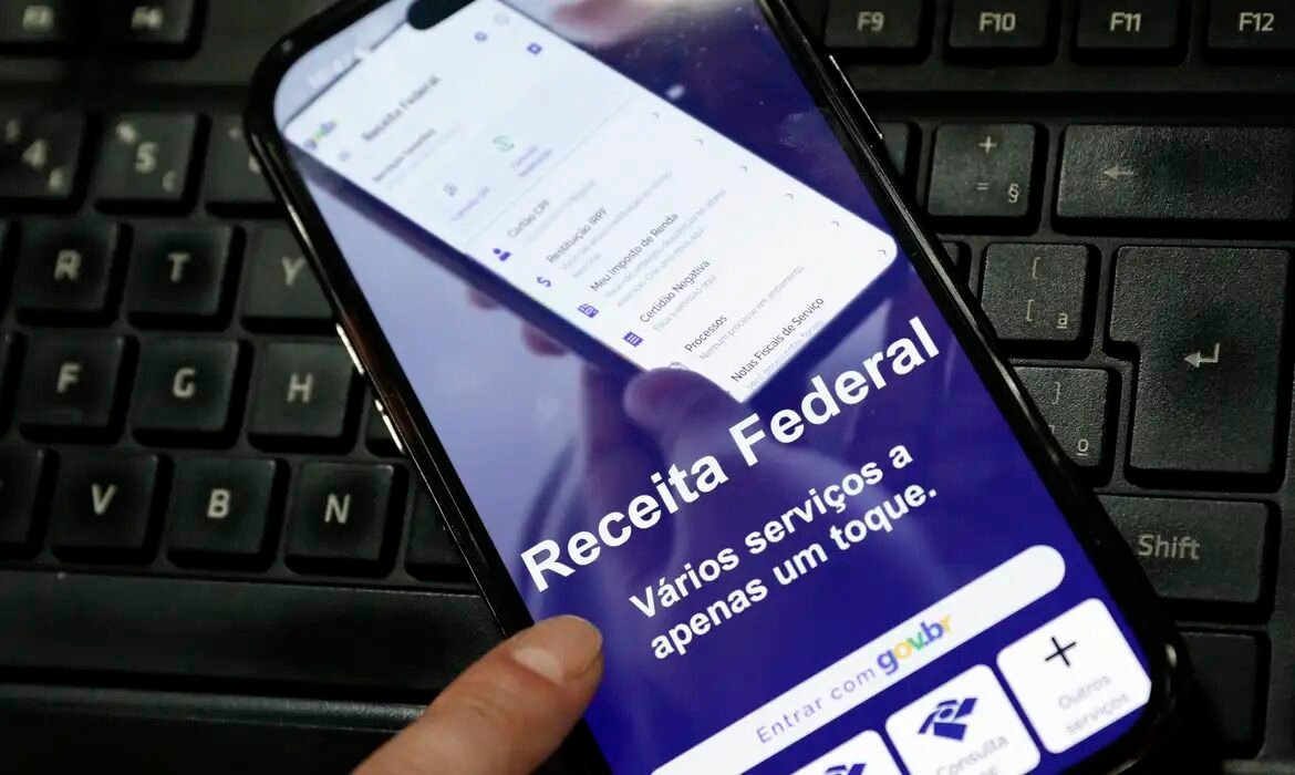 Receita abre hoje consulta a lote residual de restituição do Imposto de Renda 2026