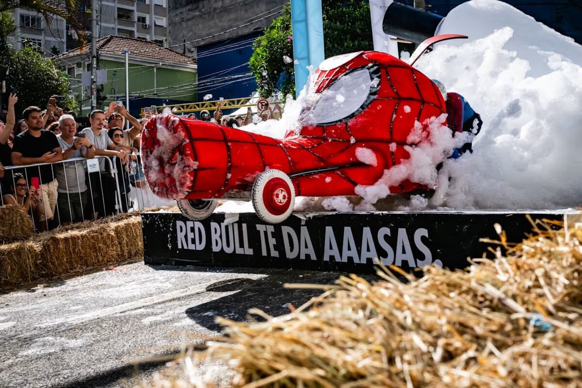 Red Bull Ladeira Abaixo 2026 aterrissa na Avenida Pompeia em 15 de novembro