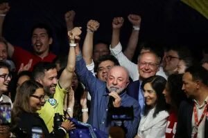 Reeleição de Lula, dívida pública, Gerdau, Focus e mais destaques desta segunda