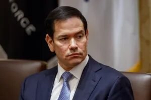Rubio nega ajuda dos EUA na fuga de Flávio, mas confirma aval de Trump à entrada