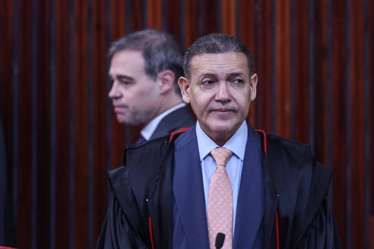 Sabatinas de Kassio e Mendonça expõem complacência do Senado