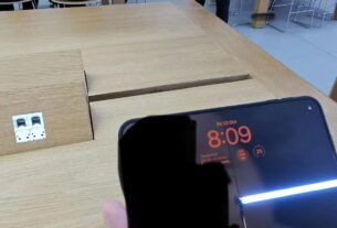 Samsung zoa problemas de tela do iPhone Duo em posts nas redes