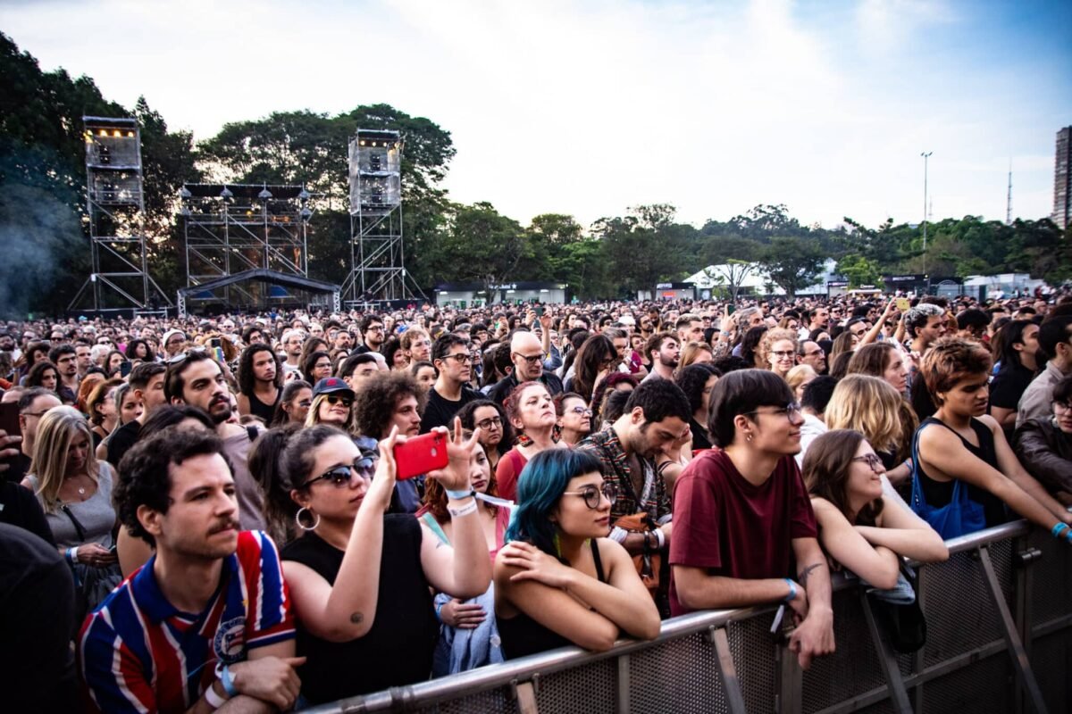 Shows ganharam papel de refúgio emocional para os millennials, diz estudo