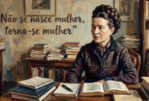 Simone de Beauvoir questionou a ideia de que os papéis atribuídos às mulheres são definidos exclusivamente pela natureza e apresentou, em 1949, uma reflexão sobre a influência da sociedade na construção da identidade feminina: “Não se nasce mulher, torna-se mulher”