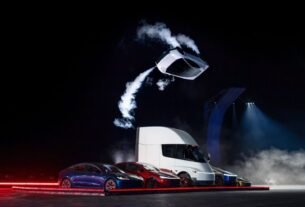 SpaceX thrusters just made a Tesla Roadster 'fly' (and Elon Musk's car is still out there in space)