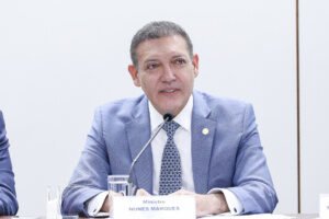 STF proíbe contratação temporária para funções da polícia penal em Goiás