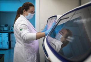 Testes genéticos ajudam a rastrear câncer de mama; entenda para quais casos são indicados