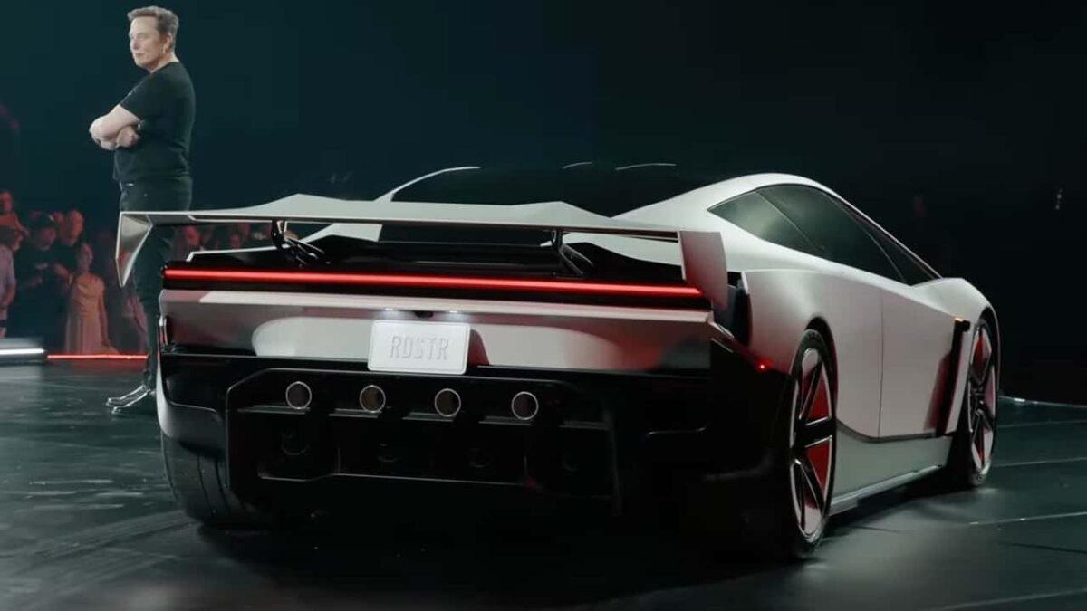 The New Roadster Will Be Tesla's Last Manually Driven Car