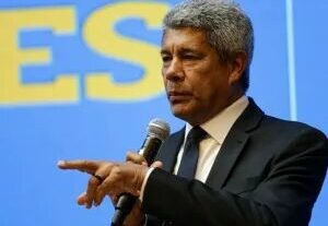 TRE-BA manda prender secretário; governador oferece PM para dirigir ônibus
