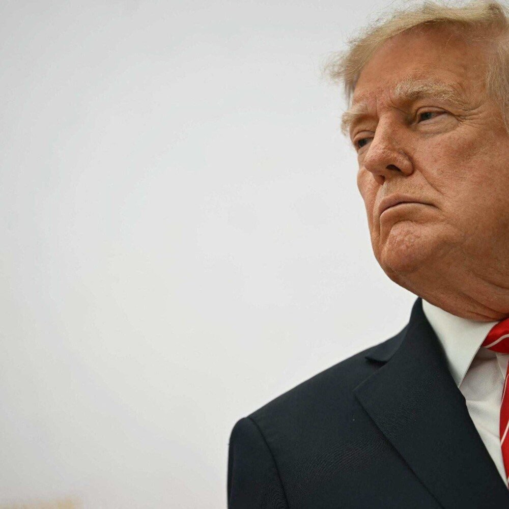 Trump mantém críticas às eleições, porém anuncia que conversará com Lula
