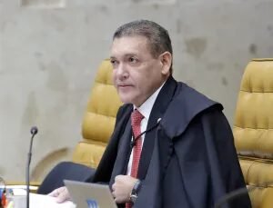 TSE orienta seções ainda abertas a manter votação até as 19h após ordem do STF