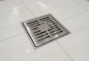Um ralo que quase nunca é usado pode exigir mais atenção do que aquele que recebe água todos os dias