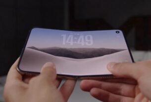 Usuários já removeram a película fosca do iPhone Duo; veja como fica