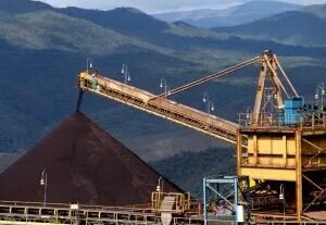 Vale (VALE3) produz 88,4 mi de toneladas de minério de ferro no 3T, queda anual de 6%