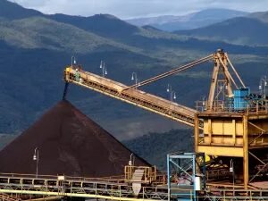 Vale (VALE3) produz 88,4 mi de toneladas de minério de ferro no 3T, queda anual de 6%