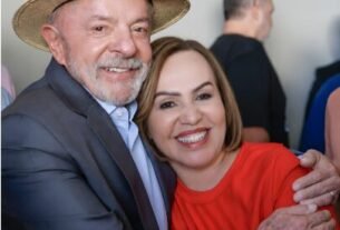 Vereadora do PT leva pedrada no rosto em carreata pró-Lula em Minas Gerais