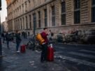 Viajando pela Europa? Veja dicas para evitar áreas de protesto e como buscar ajuda