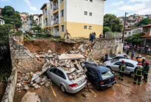 VÍDEO: Queda de muro atinge carros em prédio após escavação vizinha no bairro João Pinheiro em BH