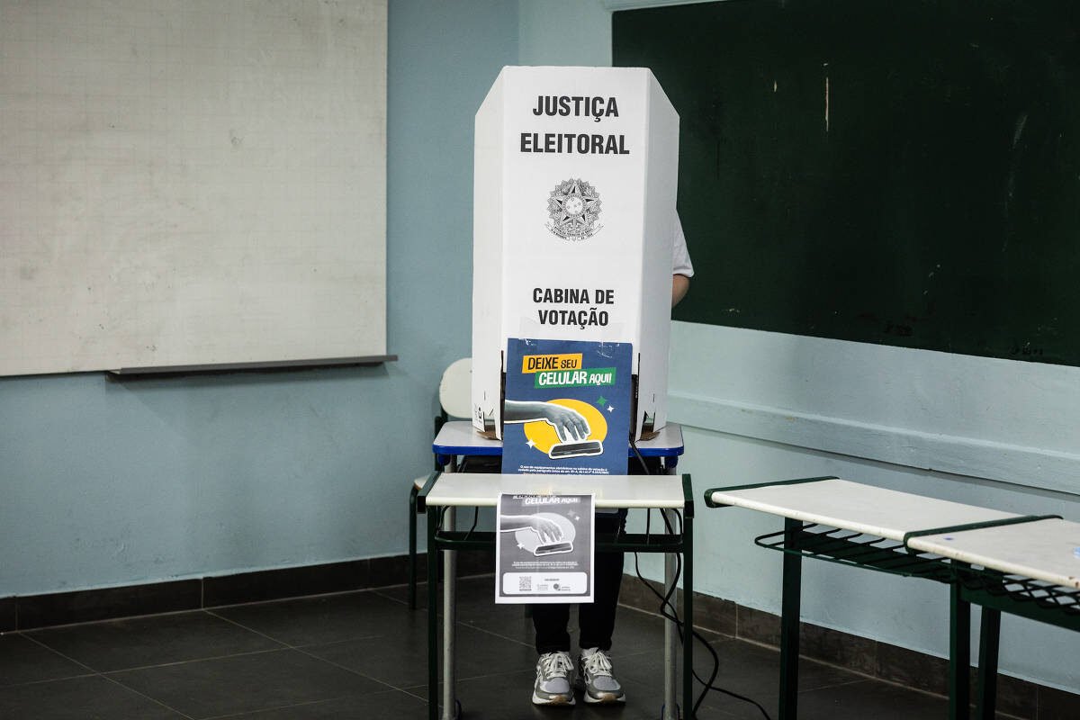 Votar no 2º turno das eleições vale como prova de vida do INSS; entenda
