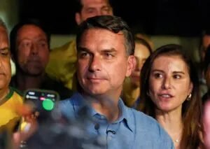 Voto no Exterior: Flávio inverte resultado e fica na frente de Lula na Malásia